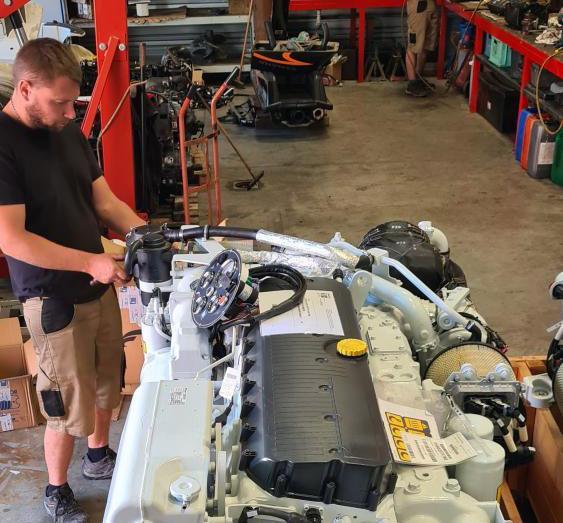 Réparation et reconditionnement de moteur de bateau Fréjus