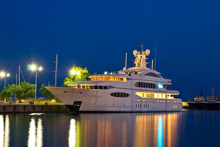 Remplacement de moteur de bateau Fréjus